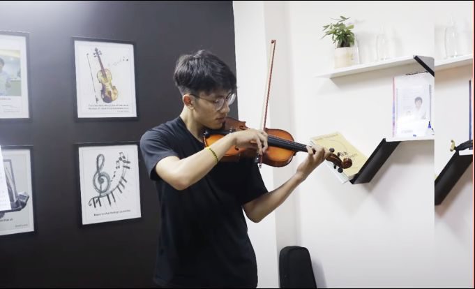 học violin Đối với thanh thiếu niên (13 - 19 tuổi)