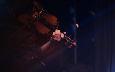 Dịch Vụ Cho Thuê Nhạc Công Violin Tại TP.HCM